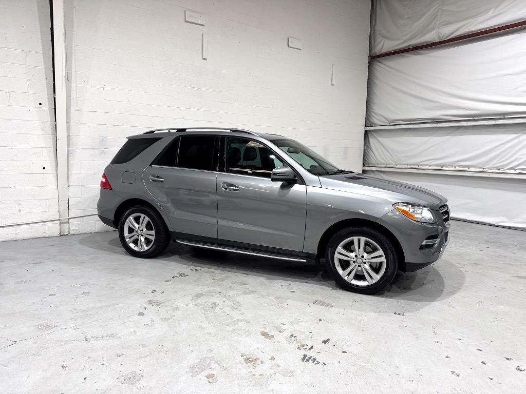 2013 Mercedes-Benz Ml-class - $8,995