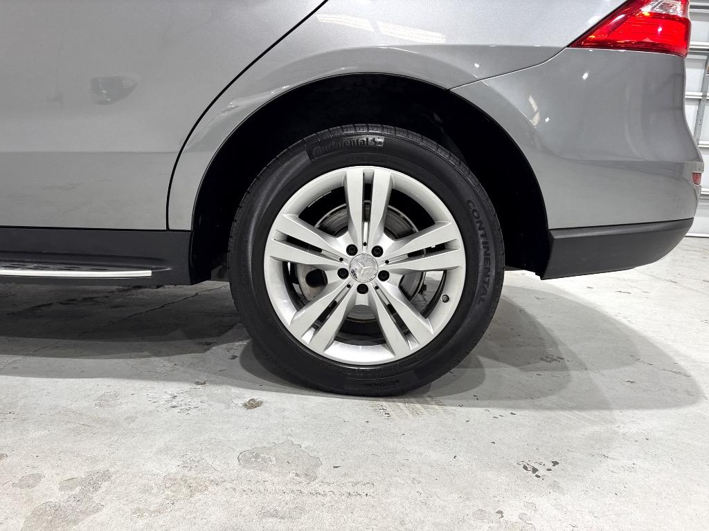 2013 Mercedes-Benz Ml-class - $8,995