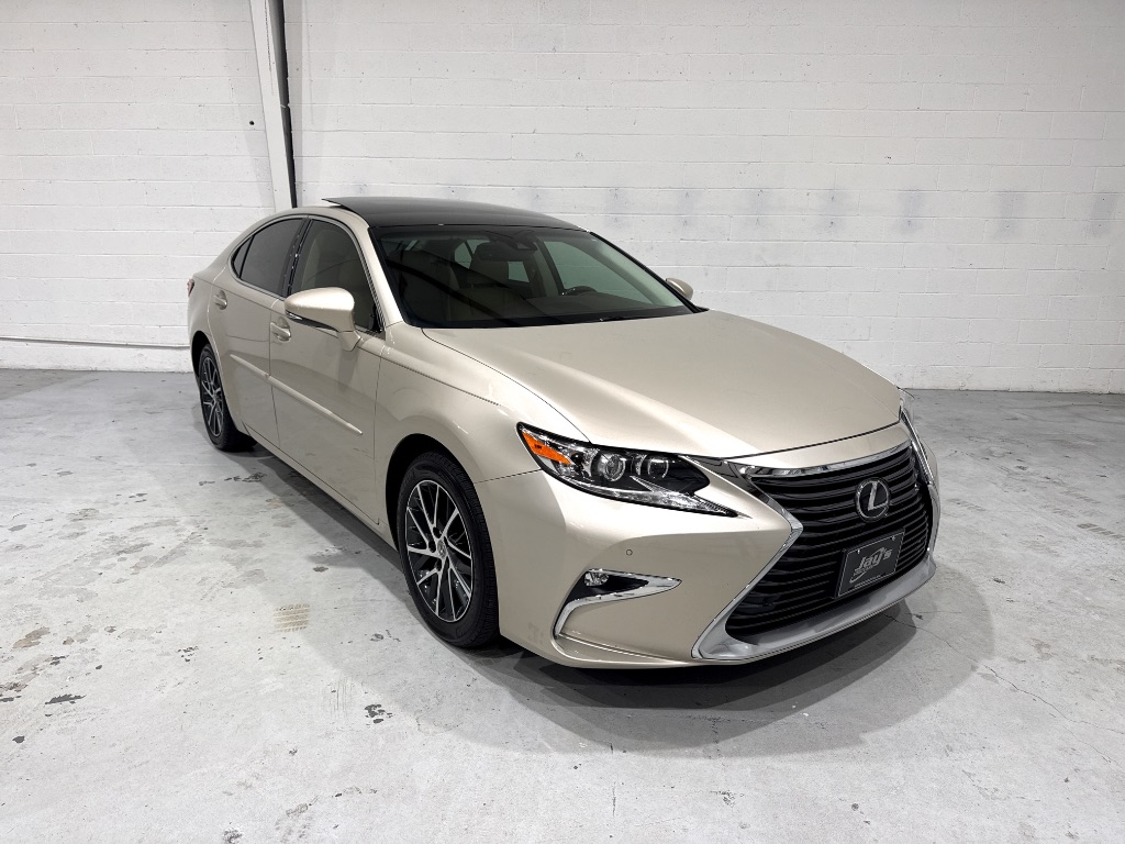 2016 Lexus ES - $24,995