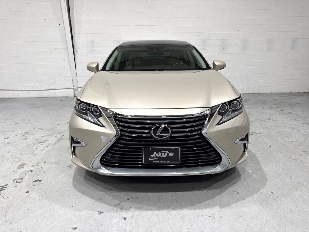 2016 Lexus ES - $24,995
