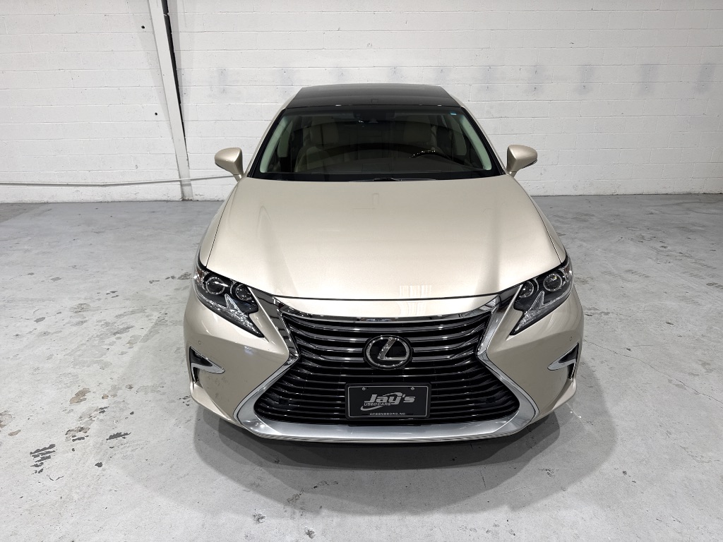 2016 Lexus ES - $24,995