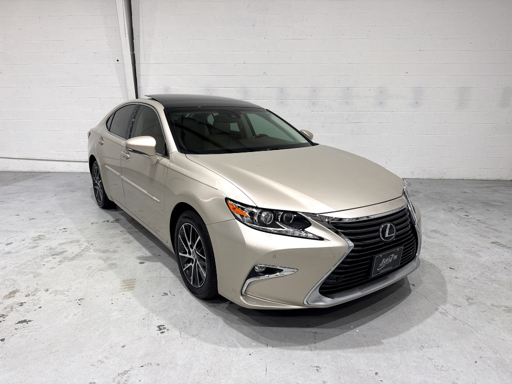 2016 Lexus ES - $24,995