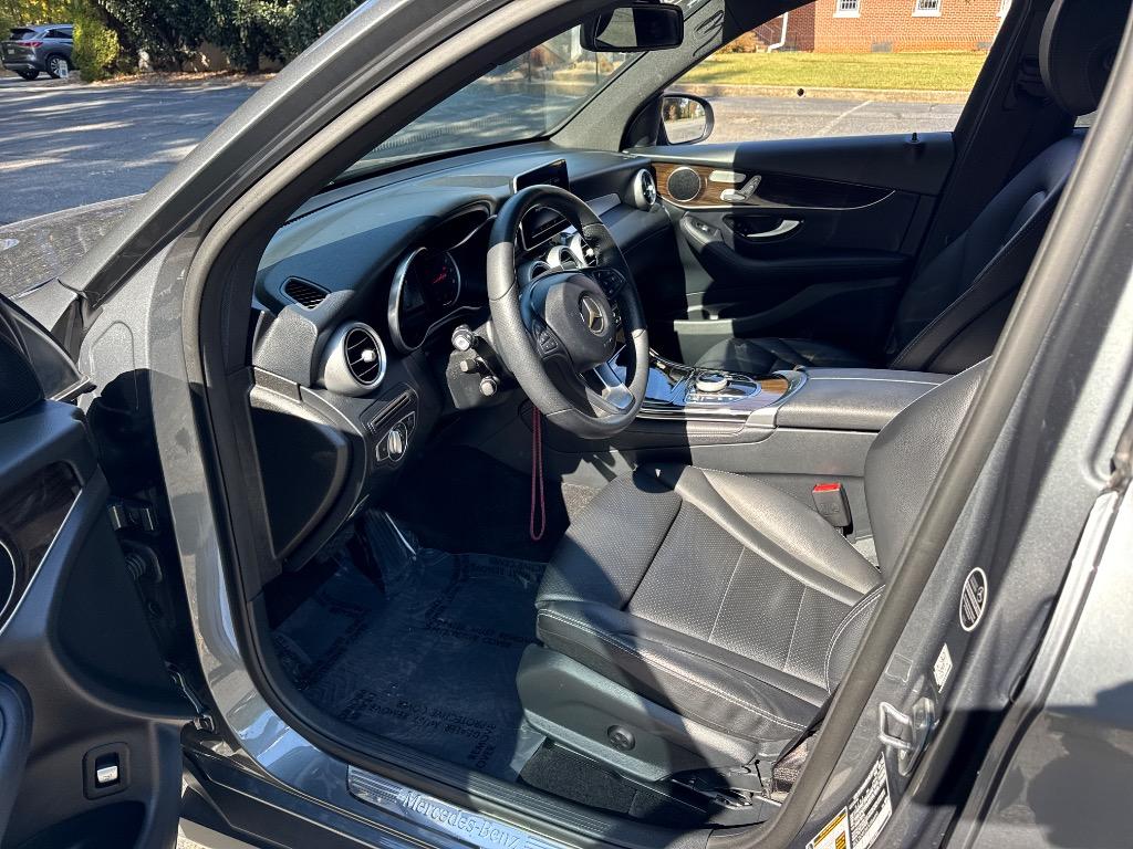 2018 Mercedes-Benz C-Class - $13,995