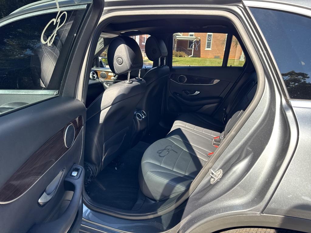 2018 Mercedes-Benz C-Class - $13,995