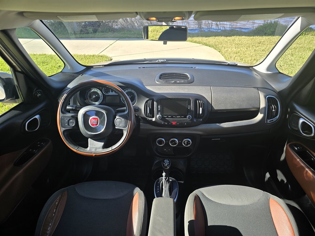 2014 Fiat 500L Trekking photo