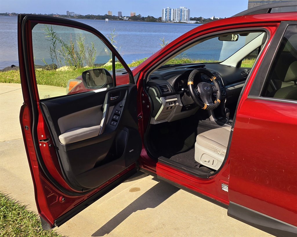 2015 Subaru Forester 2.5i Limited photo