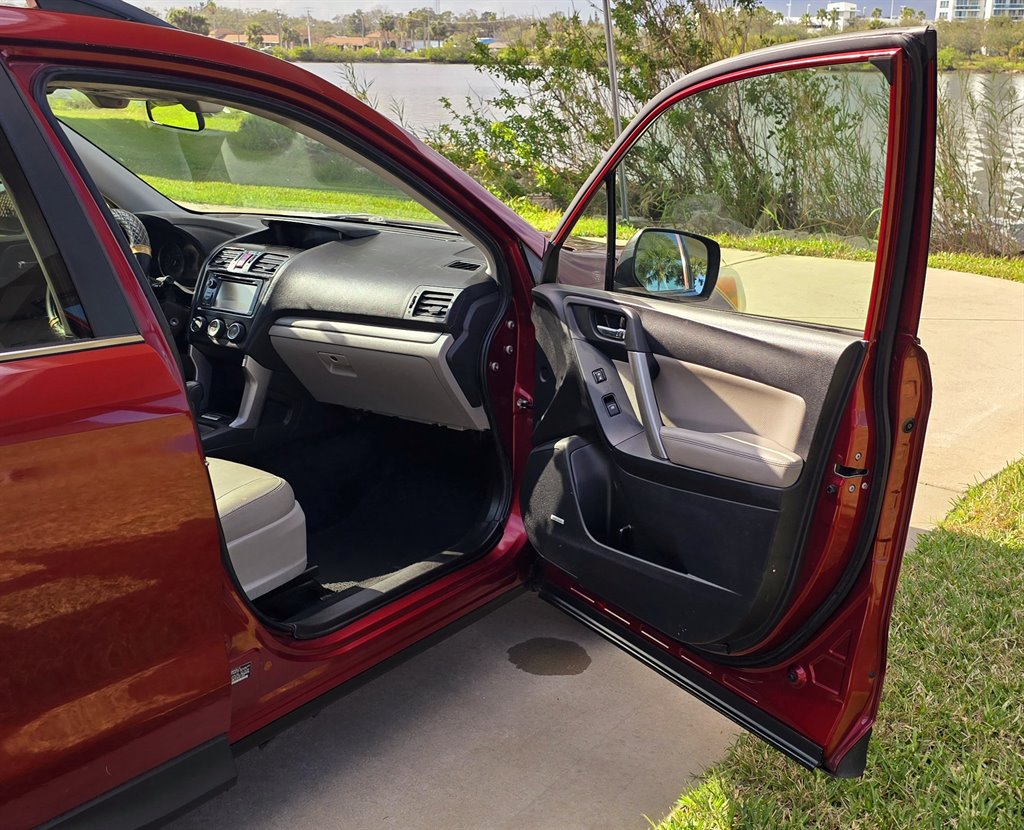 2015 Subaru Forester - $9,999
