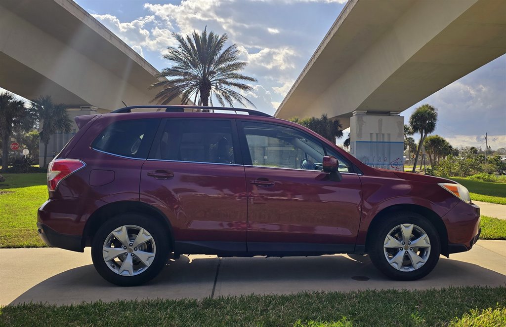 2015 Subaru Forester 2.5i Limited photo