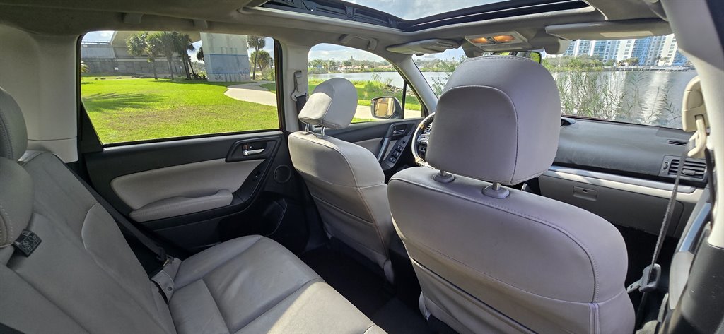 2015 Subaru Forester 2.5i Limited photo