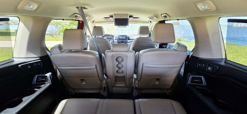 2022 Honda Odyssey - $27,999