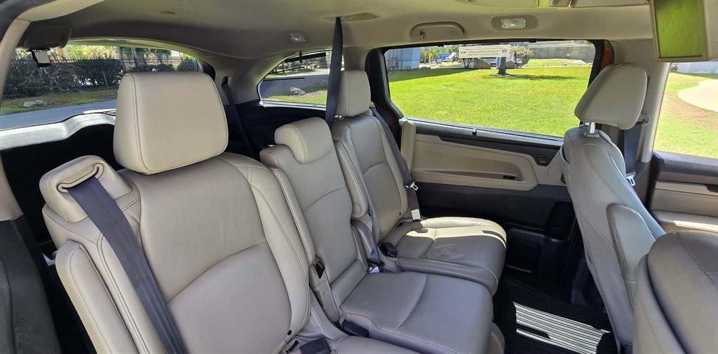 2022 Honda Odyssey - $27,999