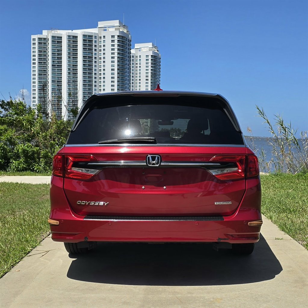 2022 Honda Odyssey - $27,999