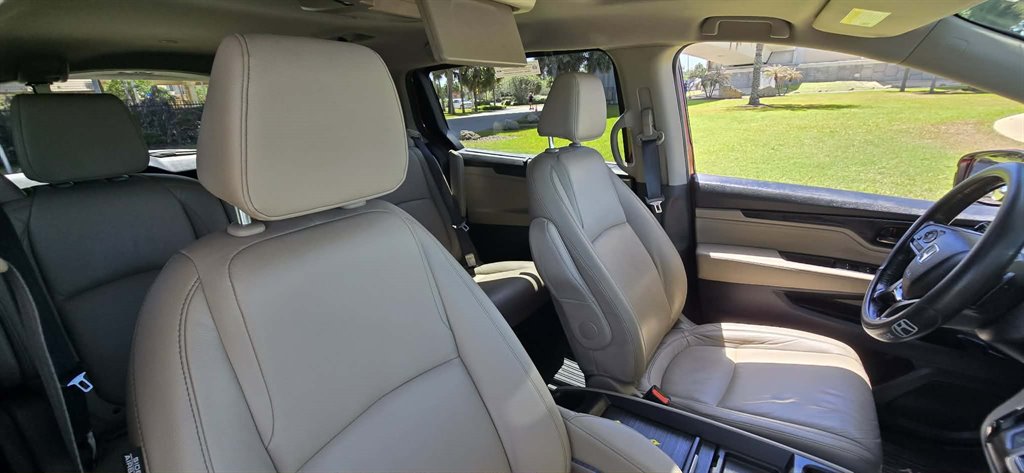 2022 Honda Odyssey - $27,999