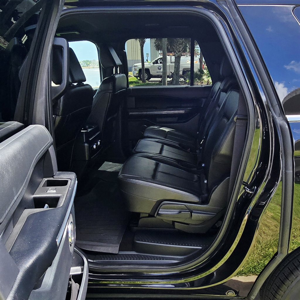 2021 Ford Expedition - $39,999