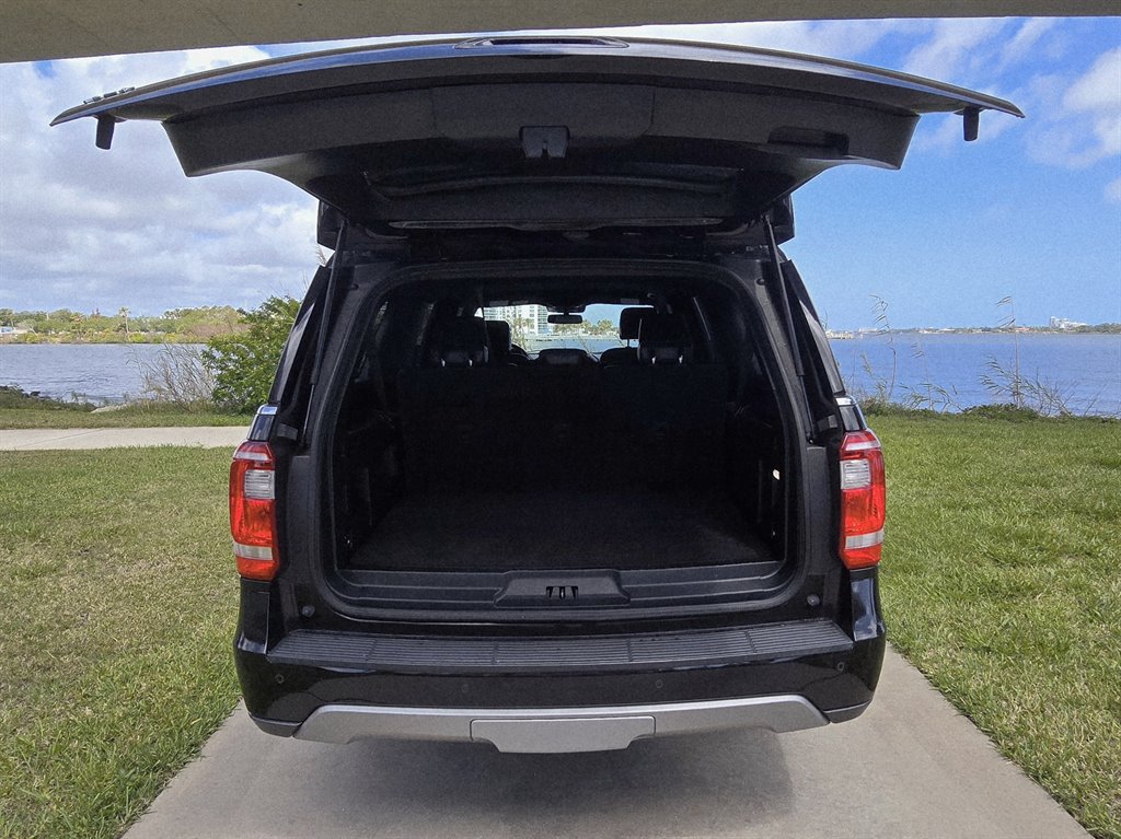 2021 Ford Expedition - $39,999