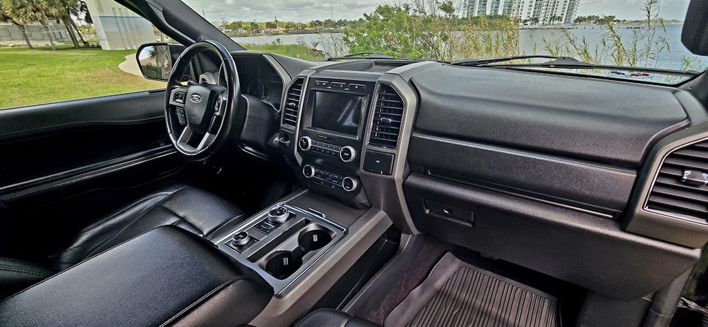 2021 Ford Expedition - $39,999