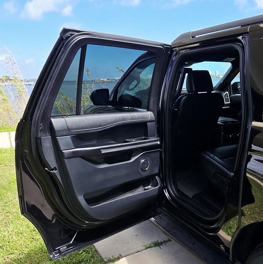 2021 Ford Expedition - $39,999