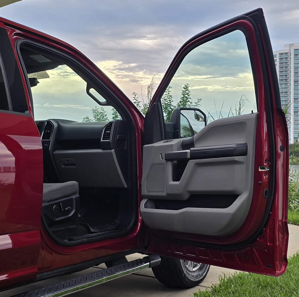 2017 Ford F-150 - $17,999
