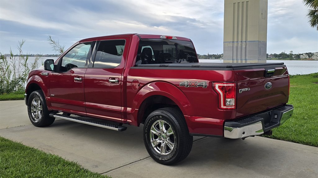 2017 Ford F-150 - $17,999