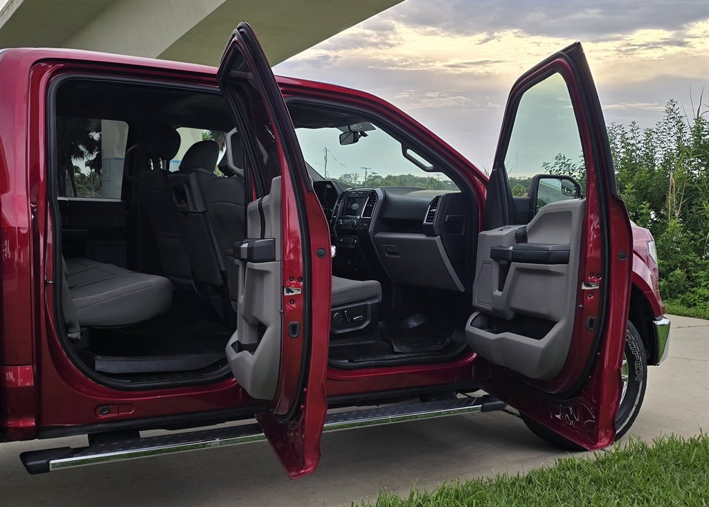 2017 Ford F-150 - $17,999