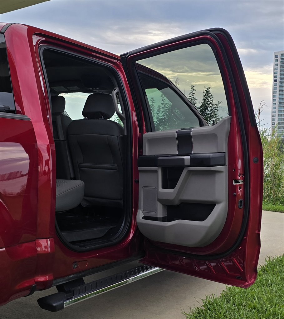 2017 Ford F-150 - $17,999