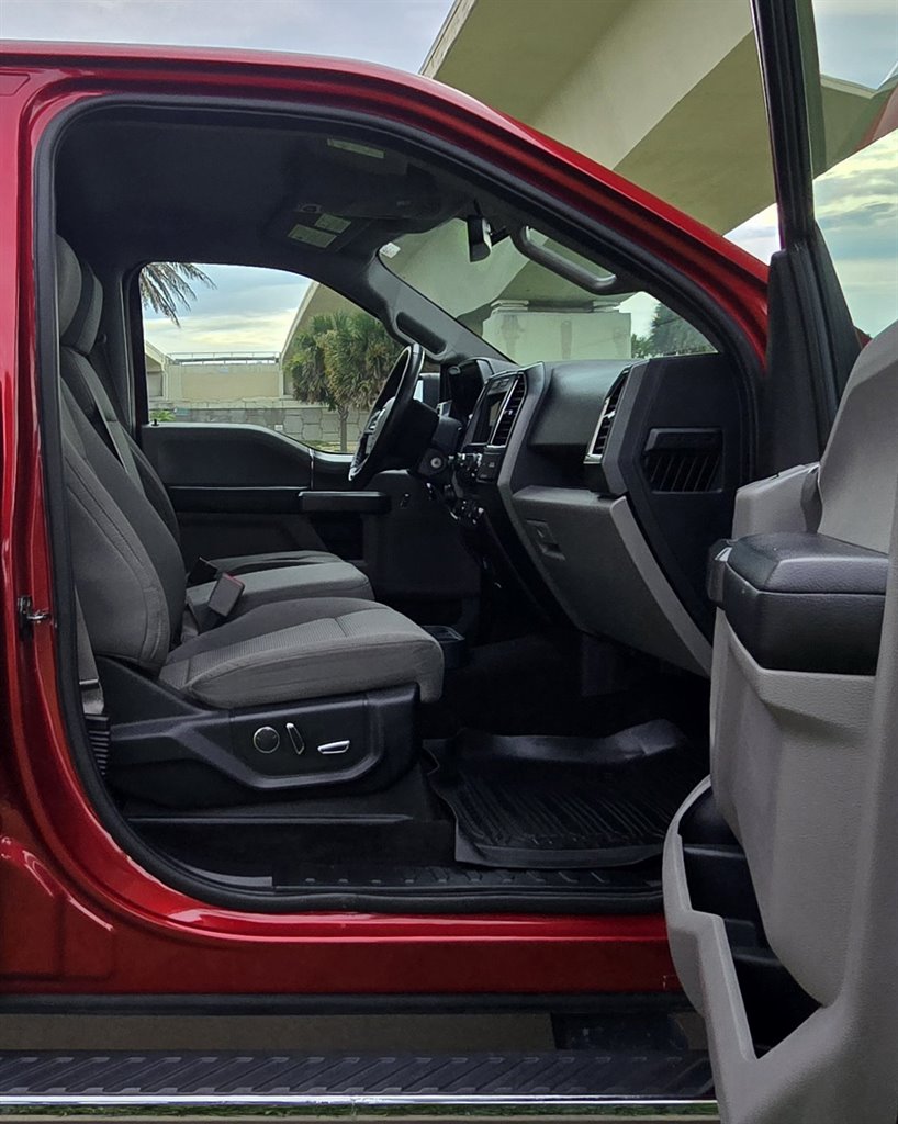 2017 Ford F-150 - $17,999