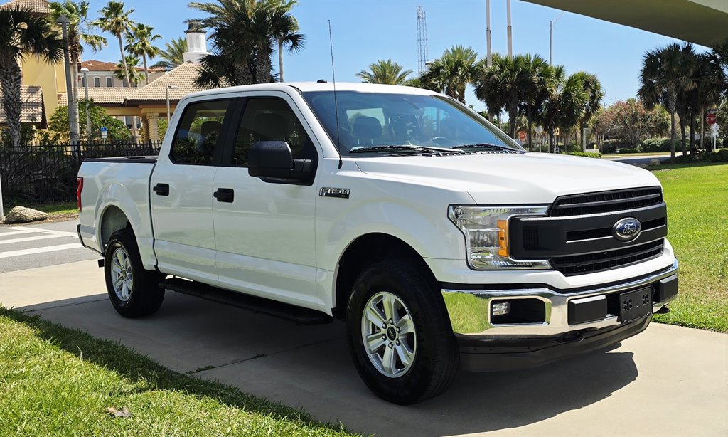 2019 Ford F150 - $31,999