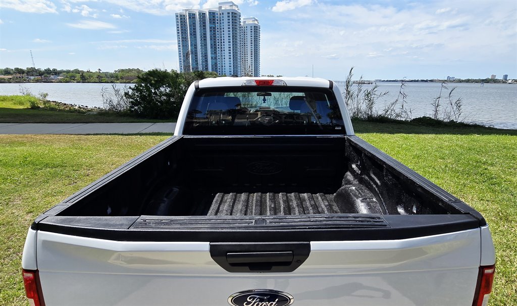 2019 Ford F150 - $31,999