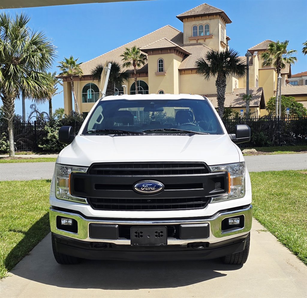 2019 Ford F150 - $31,999
