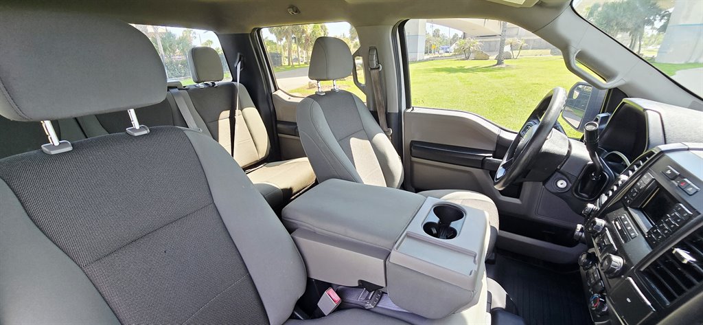 2019 Ford F150 - $31,999