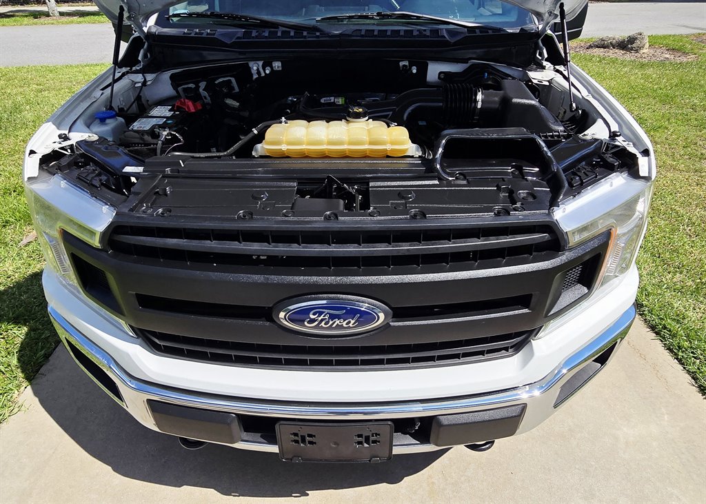 2019 Ford F150 - $31,999