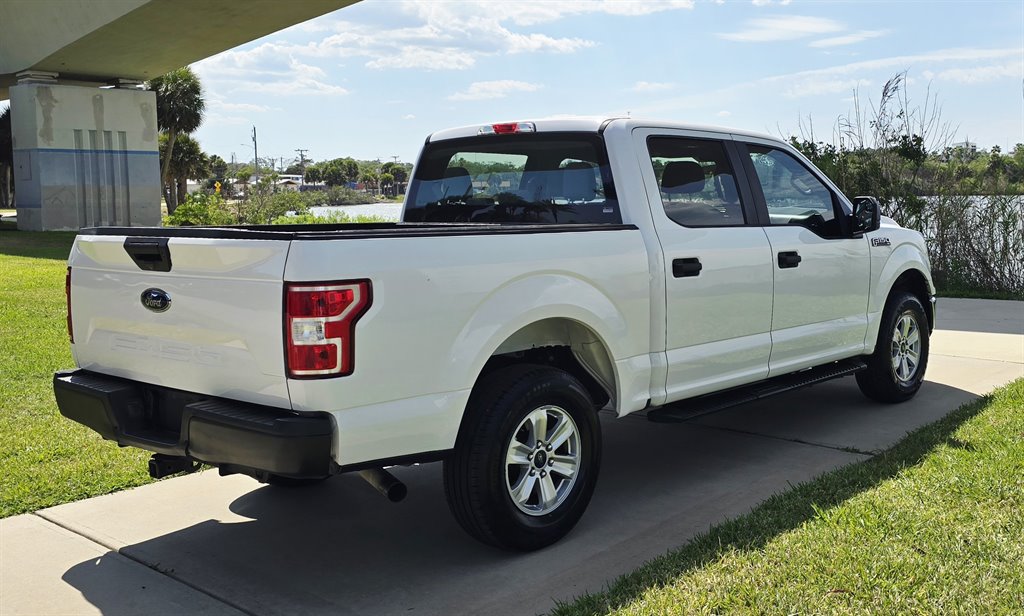 2019 Ford F150 - $31,999