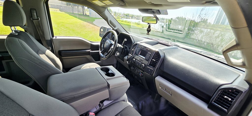 2019 Ford F150 - $31,999
