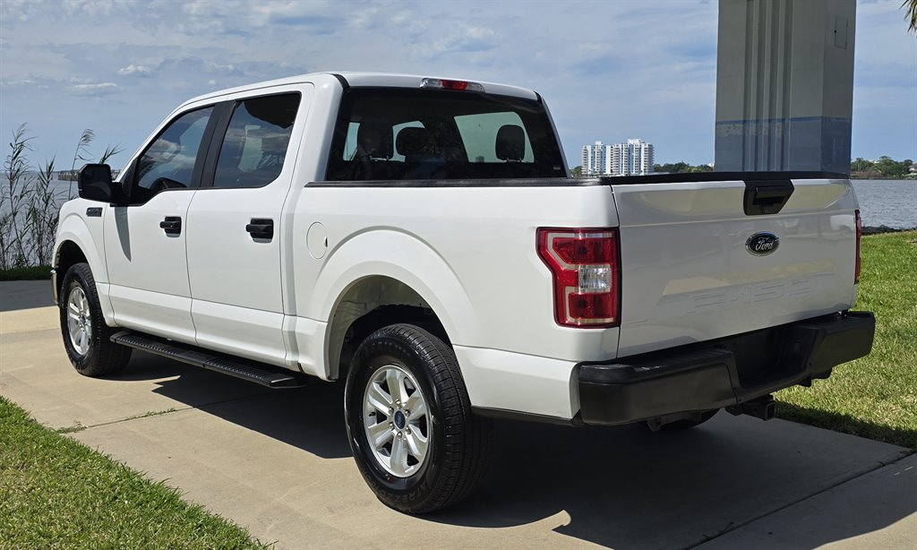 2019 Ford F150 - $31,999