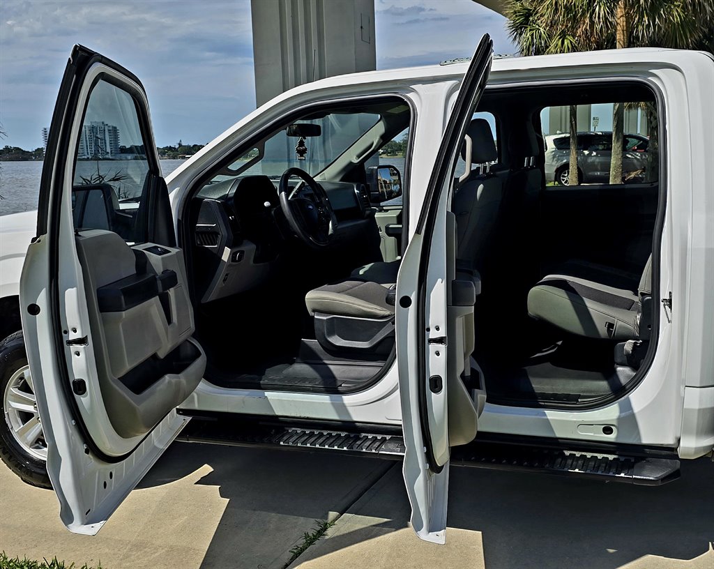 2019 Ford F150 - $31,999