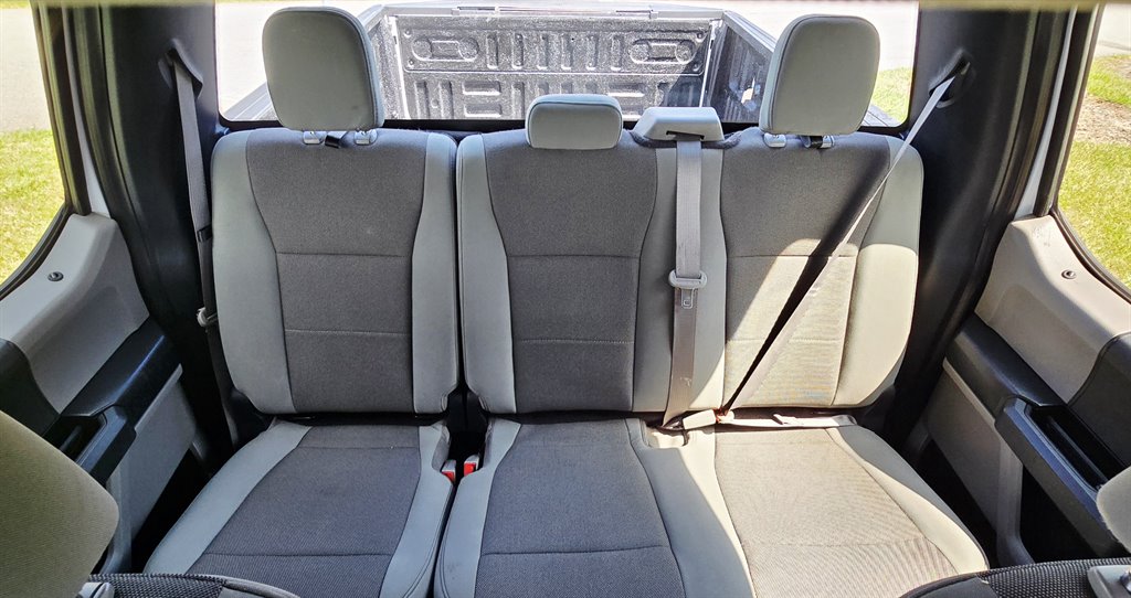2019 Ford F150 - $31,999