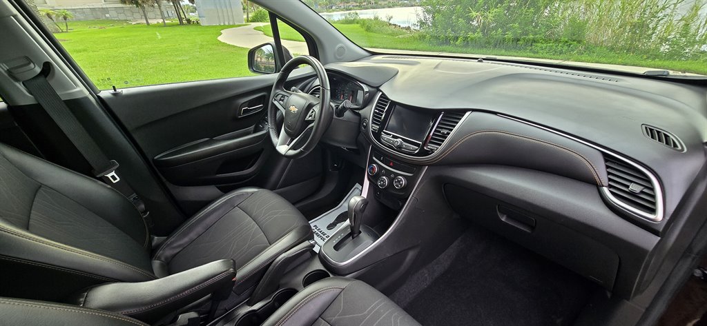 2022 Chevrolet Trax - $21,999