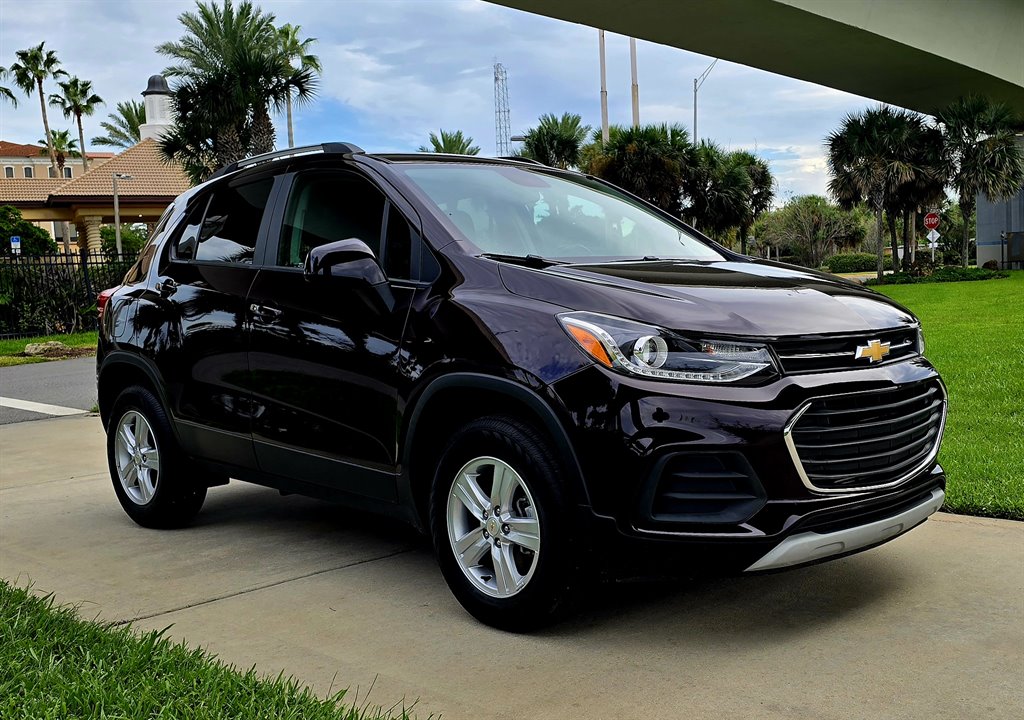 2022 Chevrolet Trax - $21,999