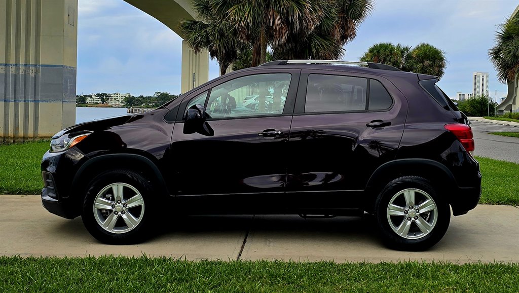 2022 Chevrolet Trax - $21,999