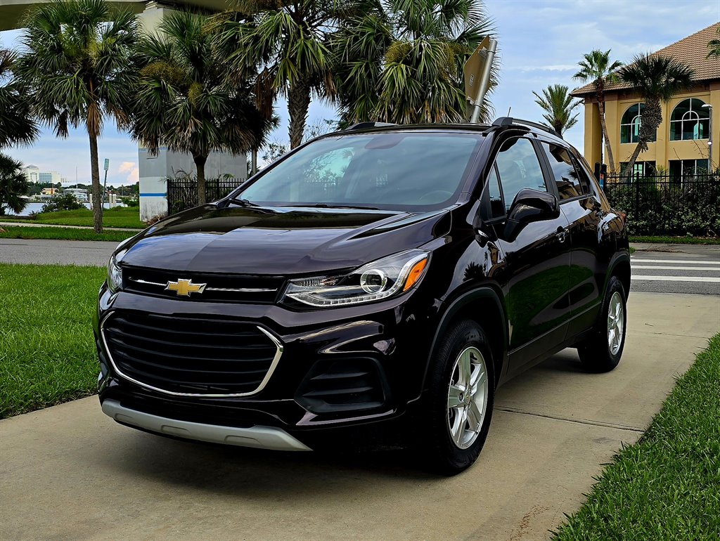 2022 Chevrolet Trax - $21,999