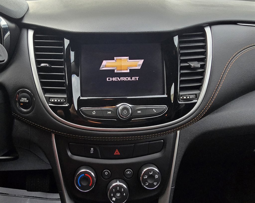 2022 Chevrolet Trax - $21,999