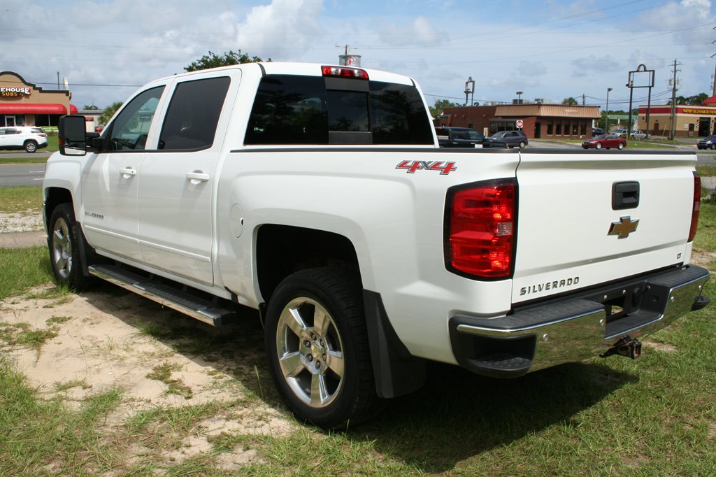 2017 Chevrolet Silverado - $39,988
