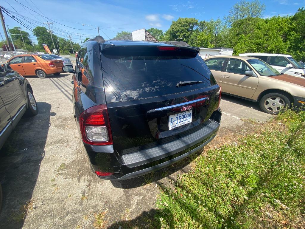 2015 Jeep Compass - $9,000