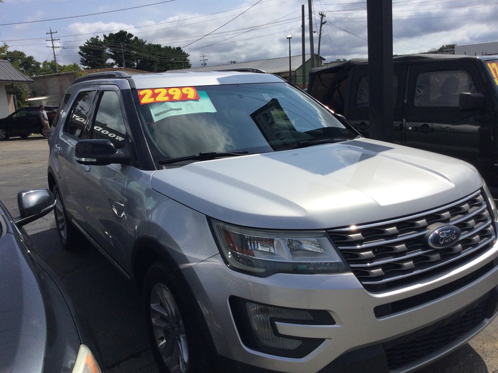 2017 Ford Explorer