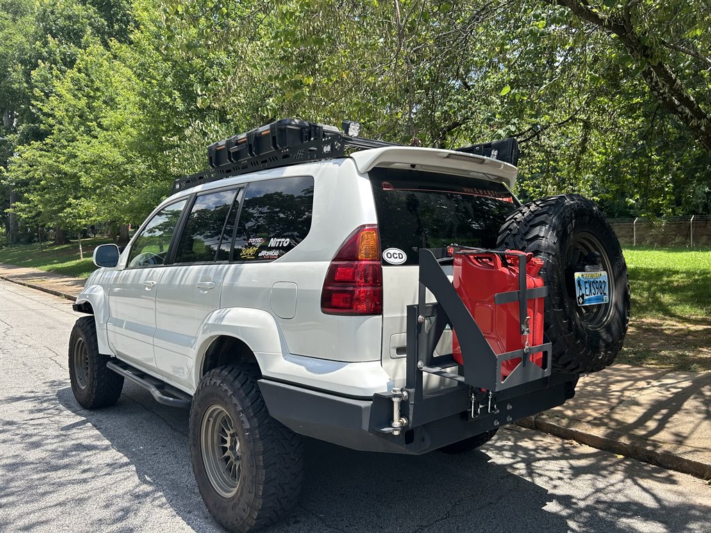 2005 Lexus GX - $26,500