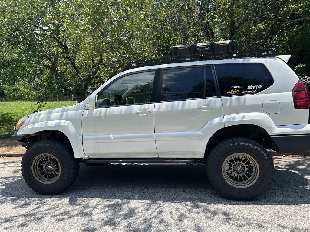 2005 Lexus GX - $26,500