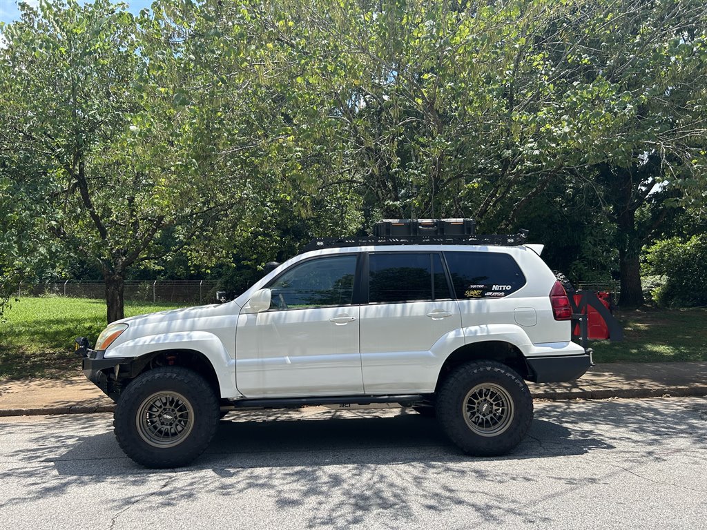 2005 Lexus GX - $26,500