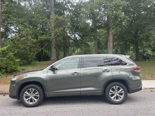 2014 Toyota Highlander - $21,300