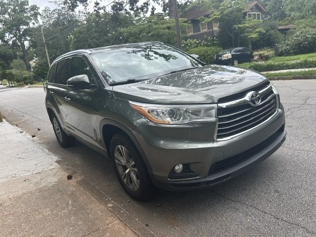 2014 Toyota Highlander - $21,300