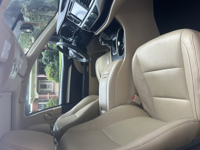 2014 Toyota Highlander - $21,300